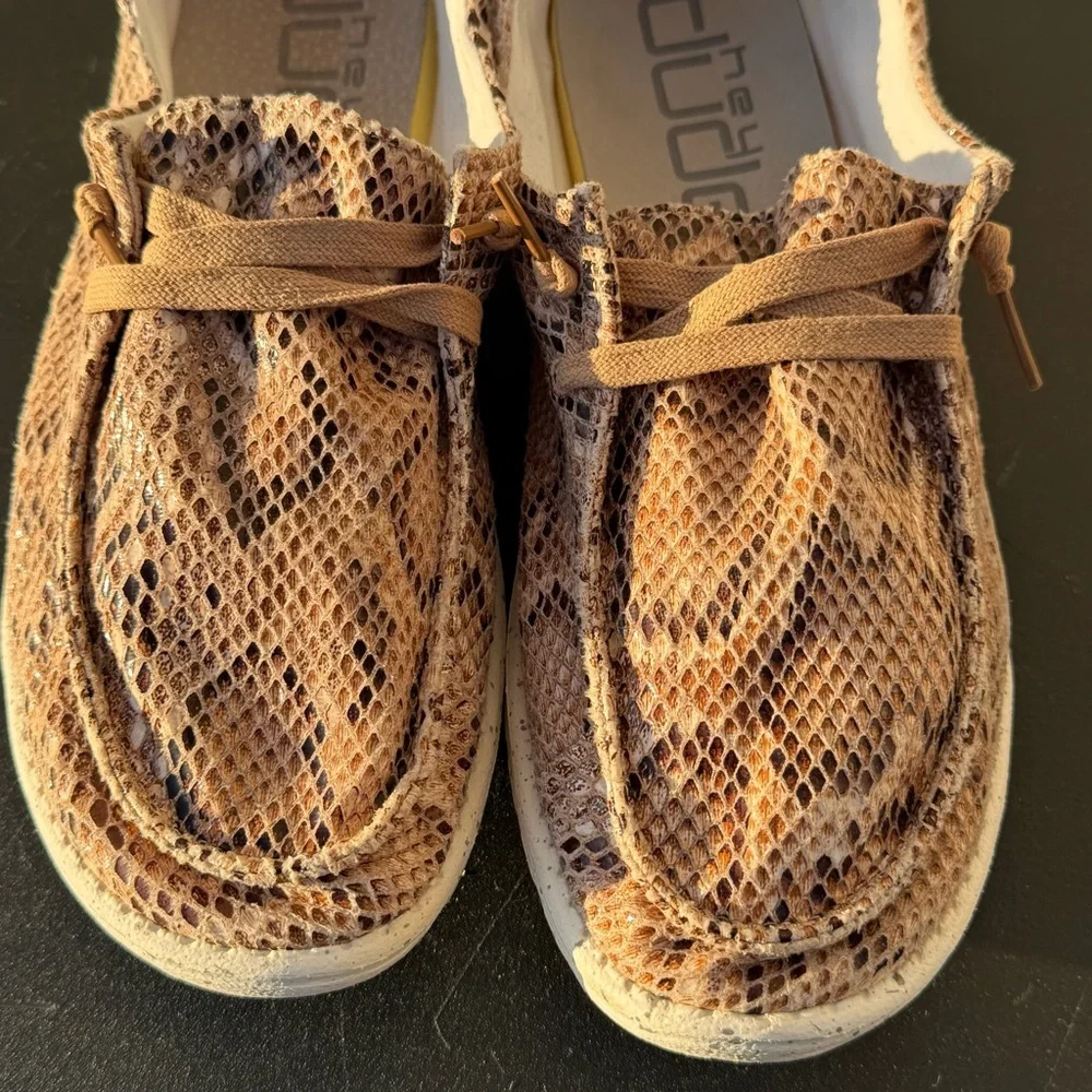 Hey Dude Shoes Women's Wendy Sneakers Python Light Rose Size 10